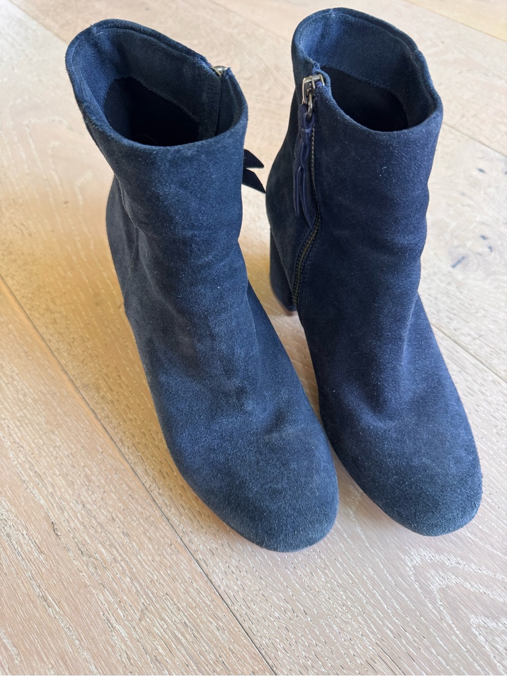 SPLENDID Navy Suede Ankle Boots - Classic Side-Zip Comfort Size 8.5